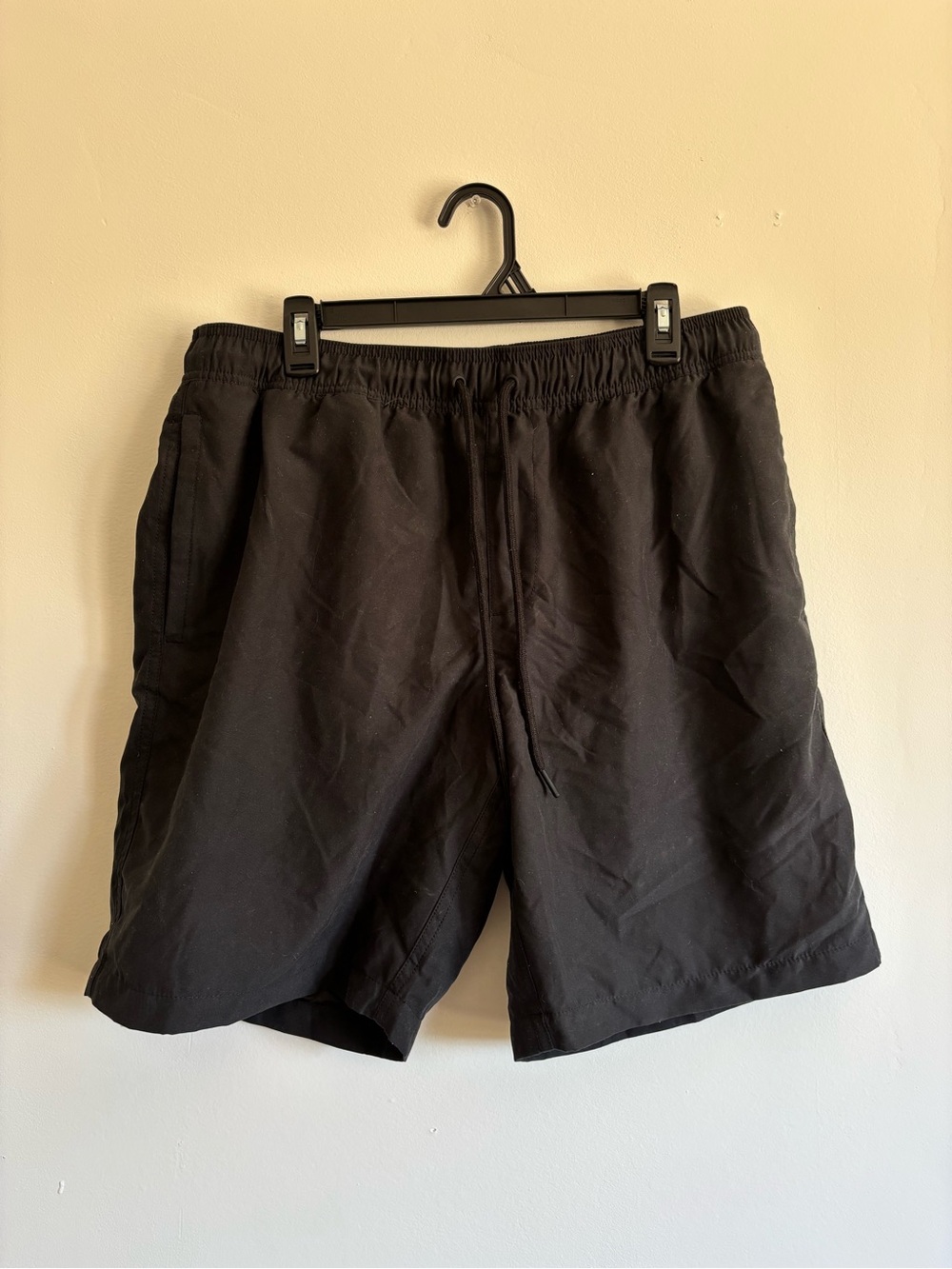 Amazon essentials men’s black swim shorts
